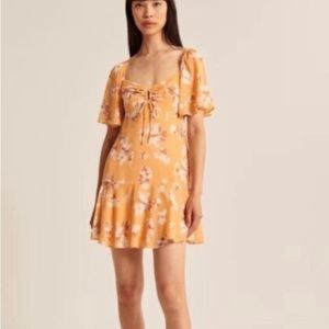 NWT Abercrombie & Fitch Flutter Sleeve Keyhole Mini Dress, orange floral, M